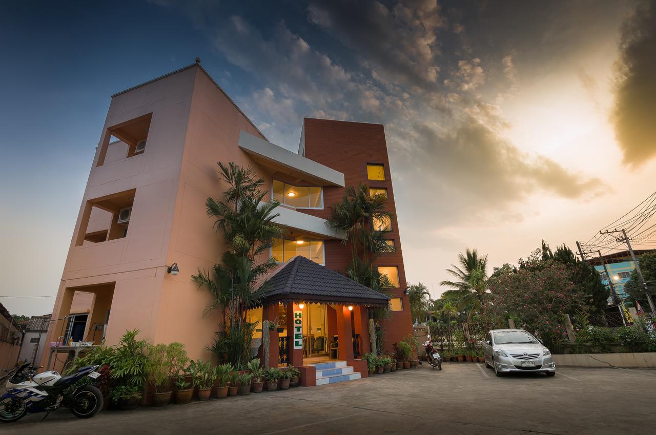 Baansilp Hotel Chiang Rai Luaran gambar